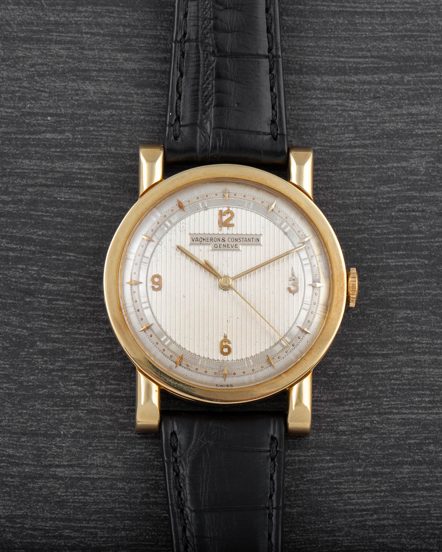 VC Oversize wristwatch 4724