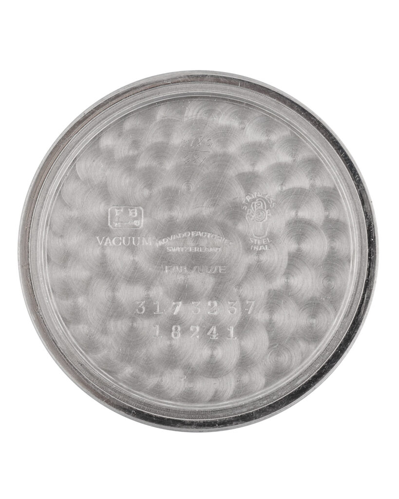 PV7B4055