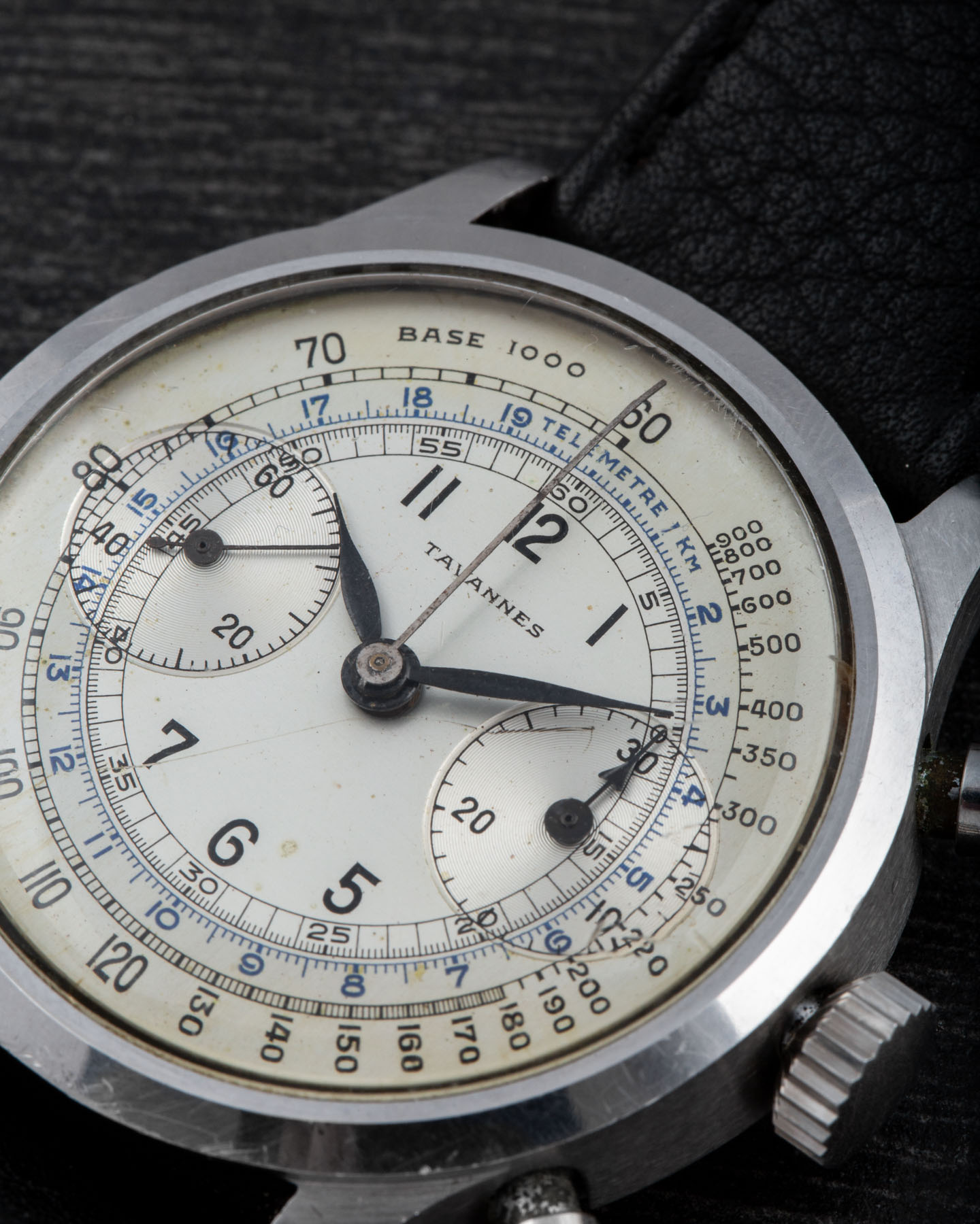 Tavannes Chronograph Clamshell Case
